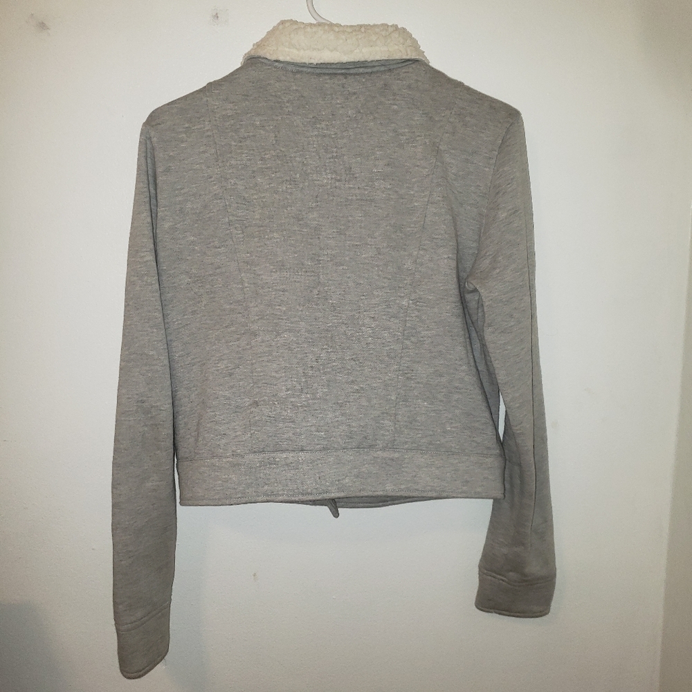 Grey Jacket - Picture 3 of 3